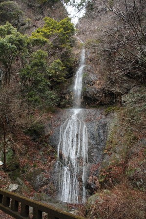 2.小滝