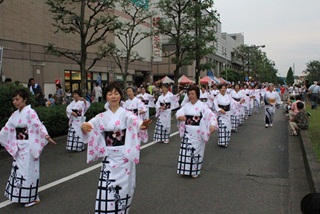 流し踊り