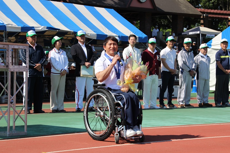 ソチパラリンピック銀メダリストの市内在住森井大輝選手の報告