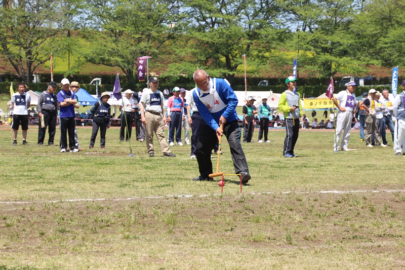 町内会・自治会対抗のゲートボールリレー