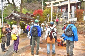 御岳神社前