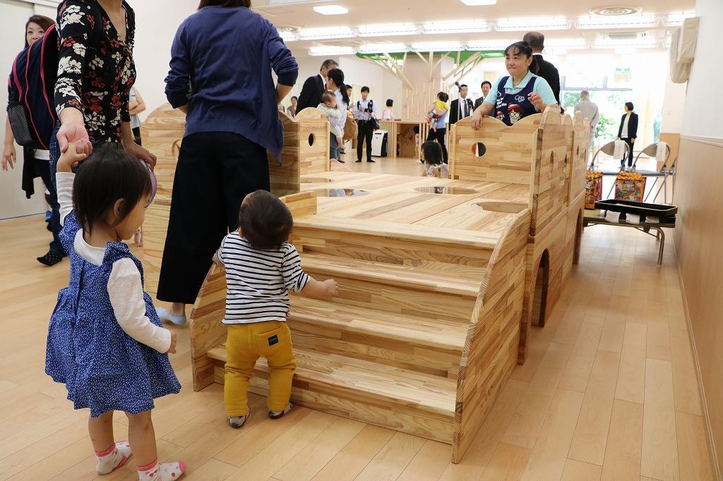 子どもたちも喜んで遊んでいました。